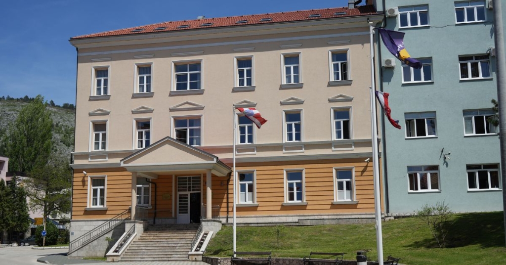 Javni poziv za potpore Grada Livna novoosnovanim poduzećima i obrtima, investicijama u mikro i mala poduzeća te ženama poduzetnicama u tekućoj godini